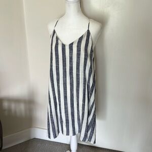 Cute lightweight size L sundress
